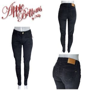 🏖️ Mix & Match 3/$275 🏖️ Vintage Apple Bottom Corduroy Skinny Jeans